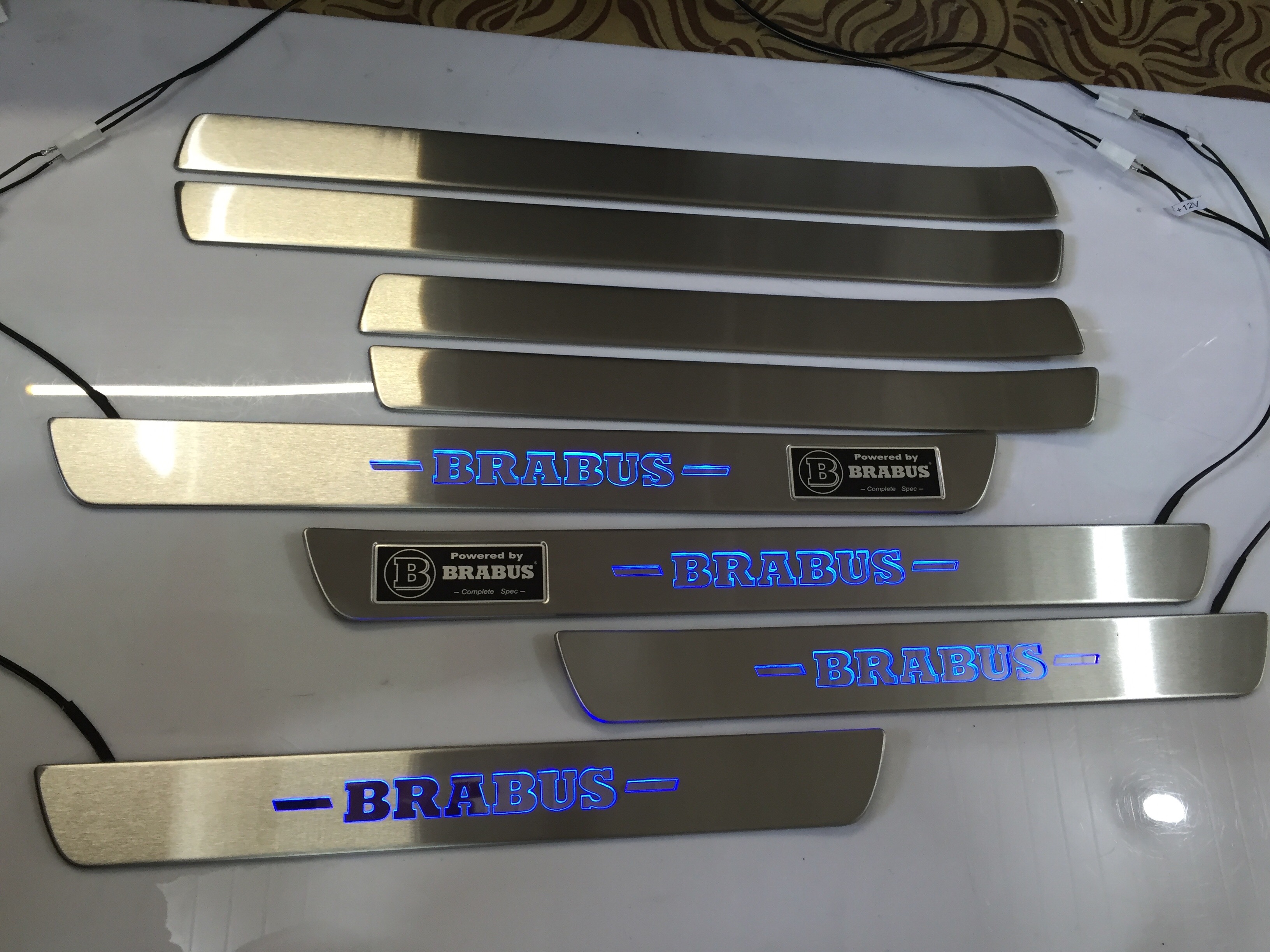 Nakładki na progi Mercedes-Benz W222 2013-2020 S-klasa Brabus 8 szt